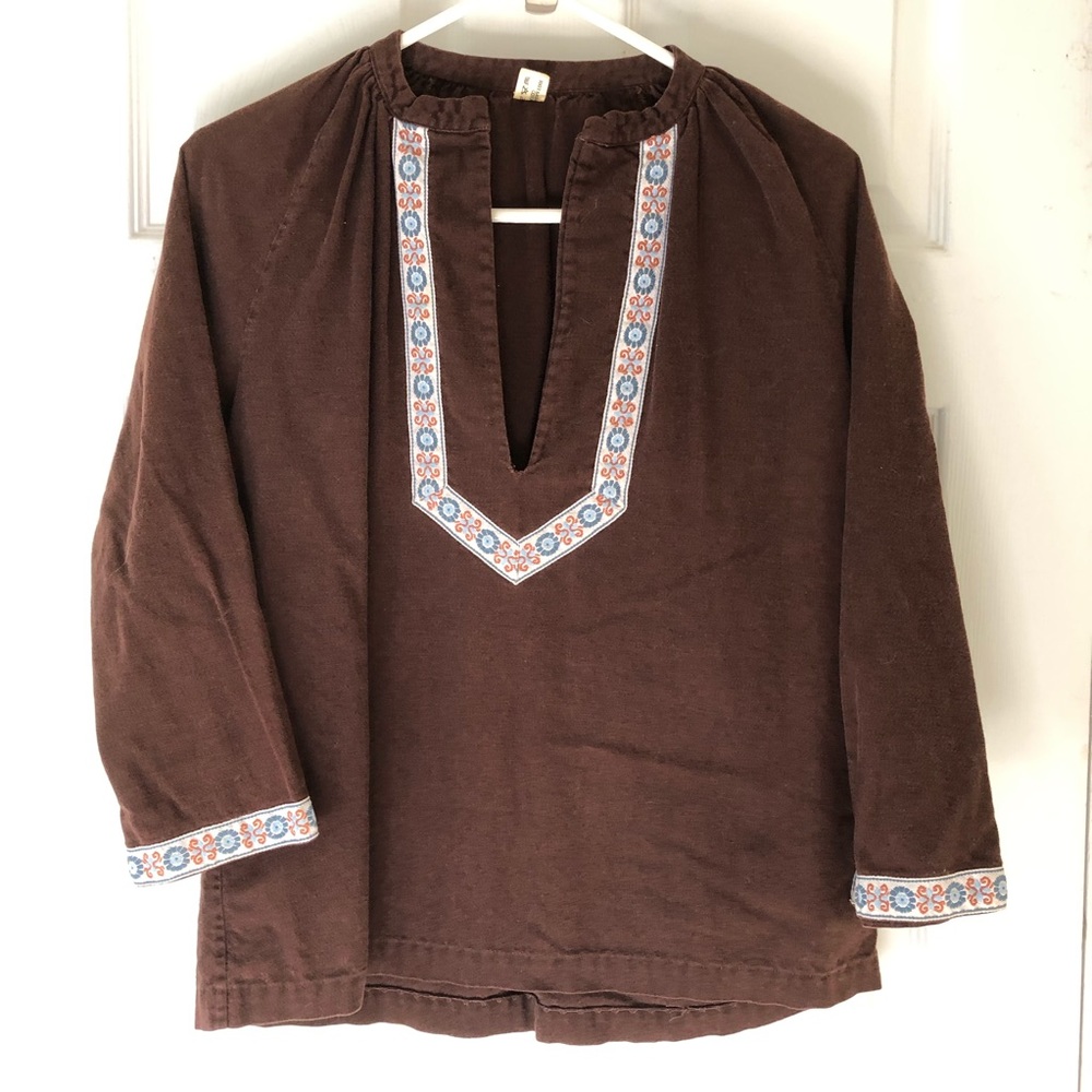 ❌DONATED❌Vintage Swiss Top